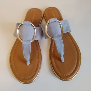Liz Claiborne Ice Blue Suede and Gold Sandals size 7.5